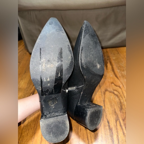 Everlane The Boss Boots Pebbled Black - Picture 6 of 7